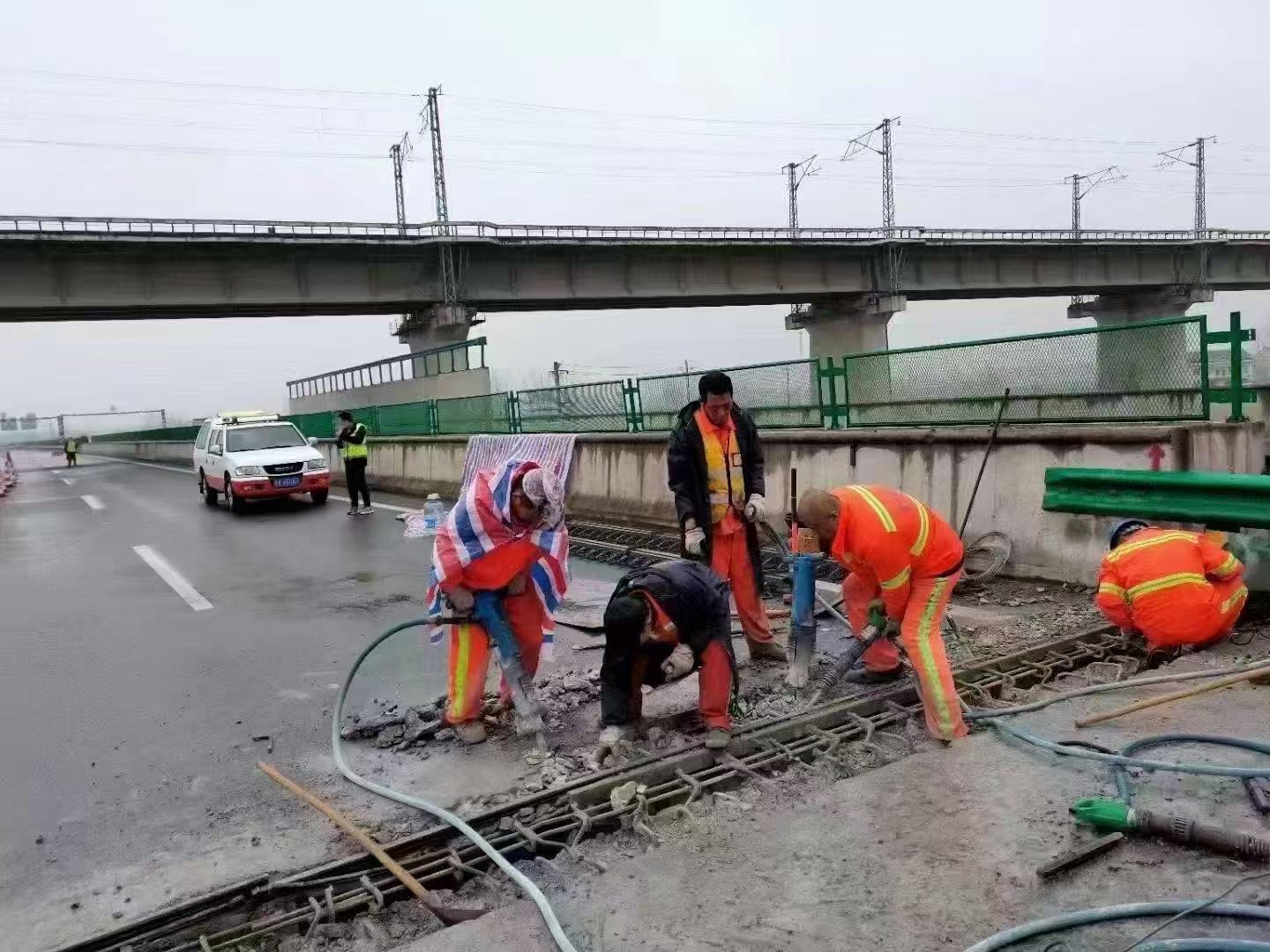 台儿庄桥梁伸缩缝抢修料